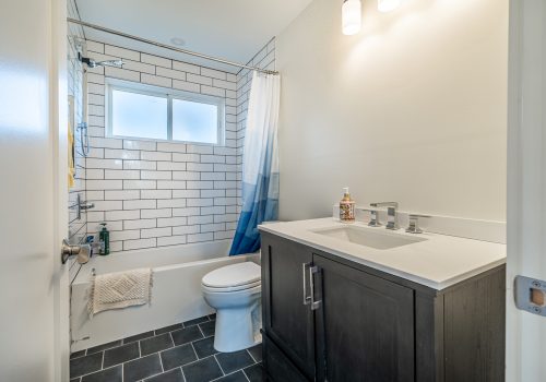 217HillcrestCir-11
